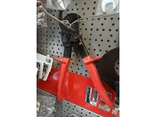 TAGLIACAVI USAG 148 A 32